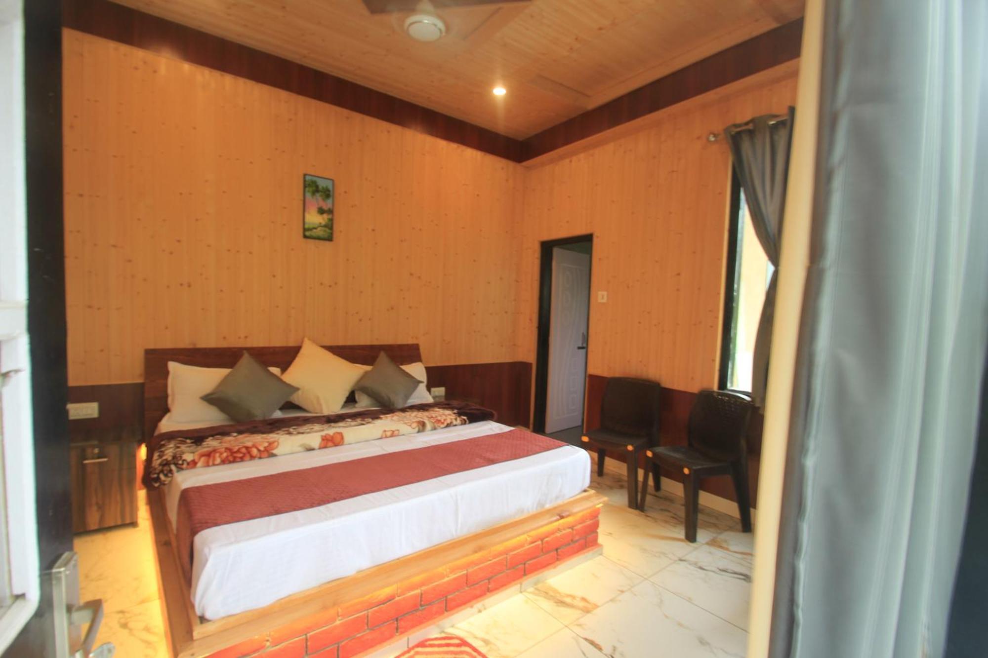 Sukoon Resort Banjar Luaran gambar