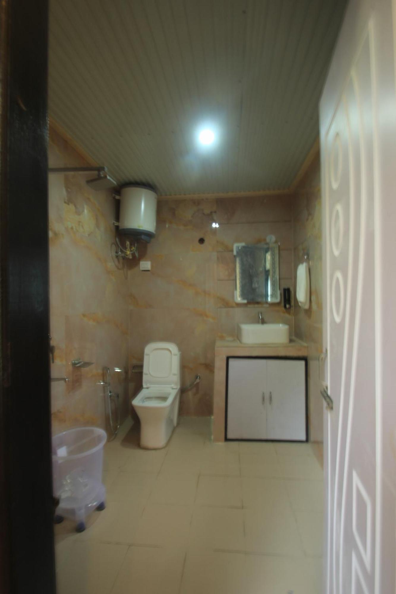 Sukoon Resort Banjar Luaran gambar